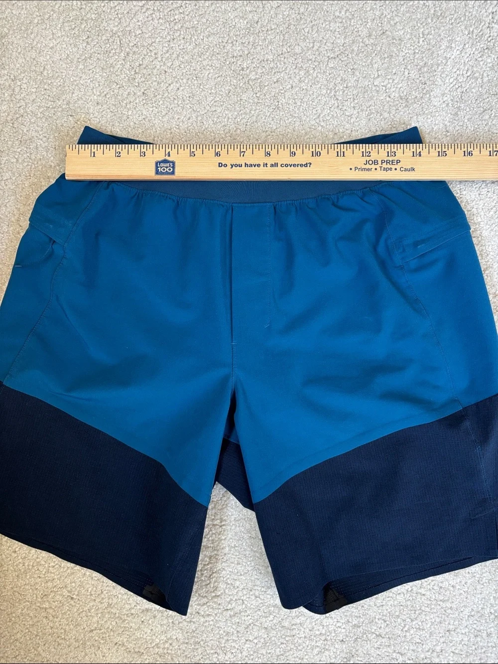 Lululemon License To Train Blue Two Toned Lined Performance Shorts‎ Mens Medium